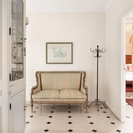 Altido Exclusive Villa With Terrace And Swimming Pool Lisbon