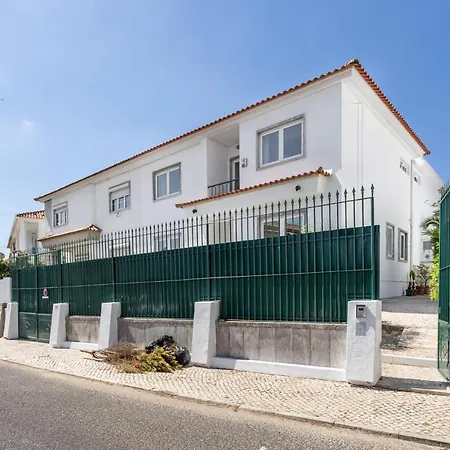 Altido Exclusive Villa With Terrace And Swimming Pool * Lisbon